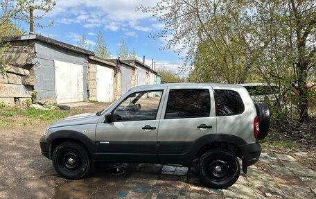 Chevrolet Niva I рестайлинг, 2015 год, 638 000 рублей, 7 фотография