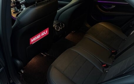 Mercedes-Benz E-Класс, 2018 год, 3 350 000 рублей, 11 фотография