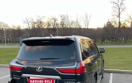 Lexus LX III, 2017 год, 7 000 000 рублей, 4 фотография