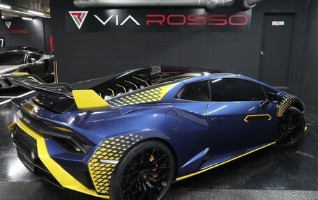 Lamborghini Huracán, 2022 год, 32 448 000 рублей, 3 фотография