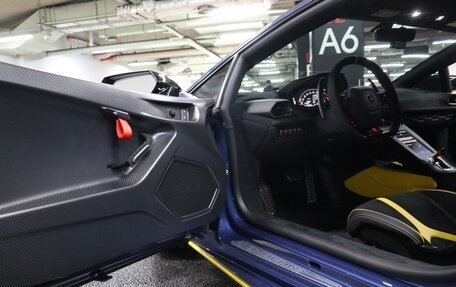 Lamborghini Huracán, 2022 год, 32 448 000 рублей, 9 фотография