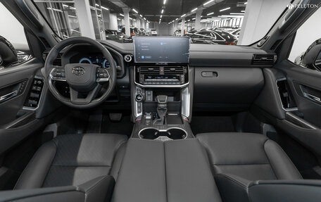 Toyota Land Cruiser, 2025 год, 13 980 000 рублей, 11 фотография