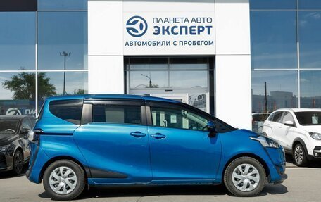Toyota Sienta II, 2018 год, 1 490 000 рублей, 2 фотография