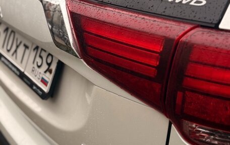 Mitsubishi Outlander III рестайлинг 3, 2016 год, 1 942 000 рублей, 5 фотография