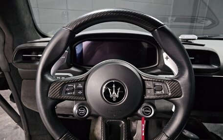 Maserati MC20, 2022 год, 13 200 000 рублей, 9 фотография