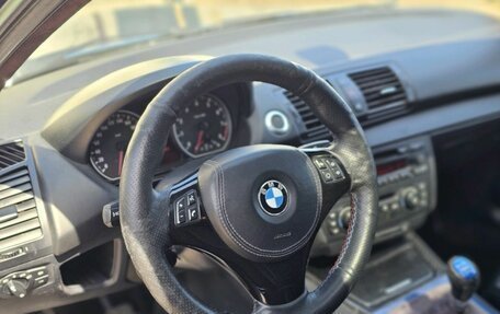 BMW 1 серия, 2005 год, 699 000 рублей, 22 фотография