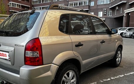 Hyundai Tucson III, 2008 год, 920 000 рублей, 3 фотография