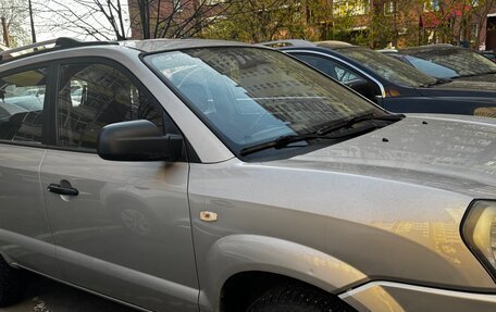 Hyundai Tucson III, 2008 год, 920 000 рублей, 2 фотография