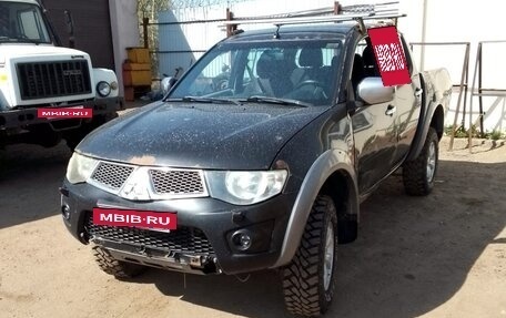 Mitsubishi L200 IV рестайлинг, 2012 год, 555 000 рублей, 9 фотография