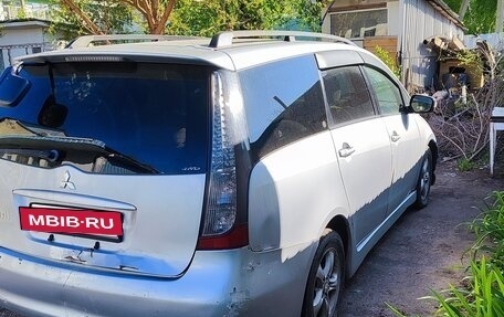 Mitsubishi Grandis, 2003 год, 330 000 рублей, 4 фотография
