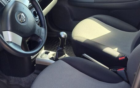 Nissan Note II рестайлинг, 2010 год, 890 000 рублей, 9 фотография