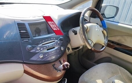 Mitsubishi Grandis, 2003 год, 330 000 рублей, 5 фотография