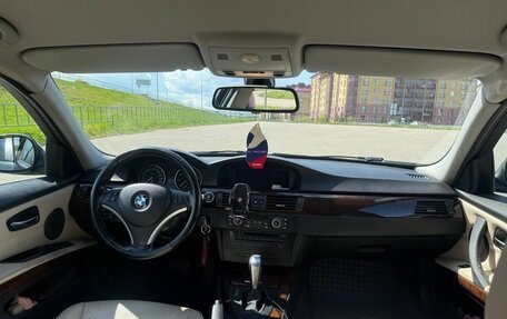 BMW 3 серия, 2011 год, 1 250 000 рублей, 14 фотография