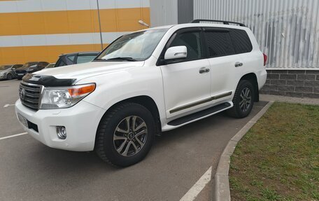 Toyota Land Cruiser 200, 2012 год, 3 450 000 рублей, 2 фотография