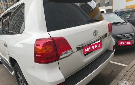 Toyota Land Cruiser 200, 2012 год, 3 450 000 рублей, 7 фотография