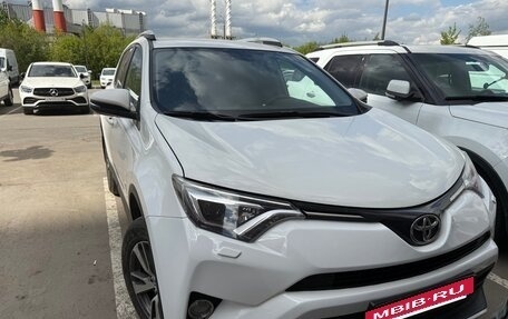 Toyota RAV4, 2019 год, 2 150 000 рублей, 3 фотография