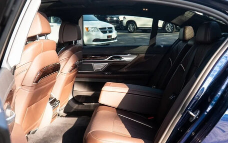 BMW 7 серия, 2022 год, 11 740 000 рублей, 31 фотография