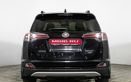 Toyota RAV4, 2015 год, 2 075 000 рублей, 6 фотография