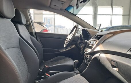 Hyundai Solaris II рестайлинг, 2014 год, 879 000 рублей, 15 фотография