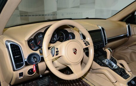 Porsche Cayenne III, 2011 год, 2 370 000 рублей, 15 фотография