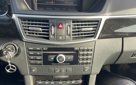 Mercedes-Benz E-Класс, 2009 год, 1 390 000 рублей, 2 фотография