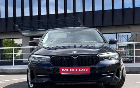 BMW 5 серия, 2020 год, 3 830 000 рублей, 3 фотография