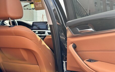 BMW 5 серия, 2020 год, 3 830 000 рублей, 34 фотография