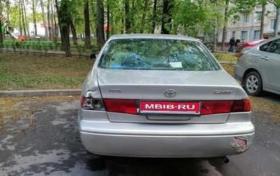 Toyota Camry, 2000 год, 210 000 рублей, 1 фотография