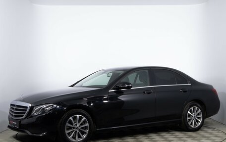 Mercedes-Benz E-Класс, 2019 год, 2 789 000 рублей, 1 фотография