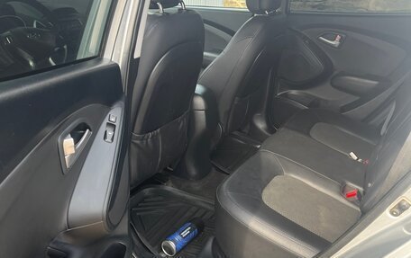 Hyundai ix35 I рестайлинг, 2012 год, 1 270 000 рублей, 10 фотография