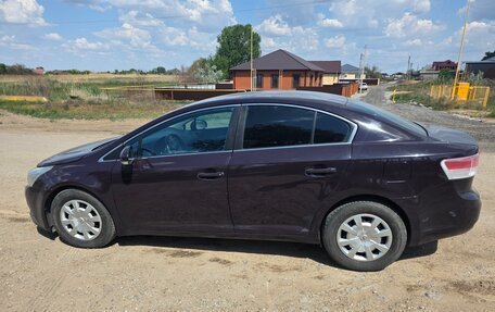 Toyota Avensis III рестайлинг, 2009 год, 790 000 рублей, 2 фотография