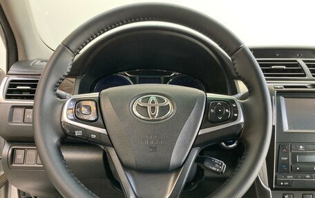 Toyota Camry, 2016 год, 2 170 000 рублей, 10 фотография