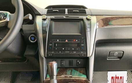 Toyota Camry, 2016 год, 2 170 000 рублей, 11 фотография
