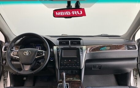 Toyota Camry, 2016 год, 2 170 000 рублей, 9 фотография