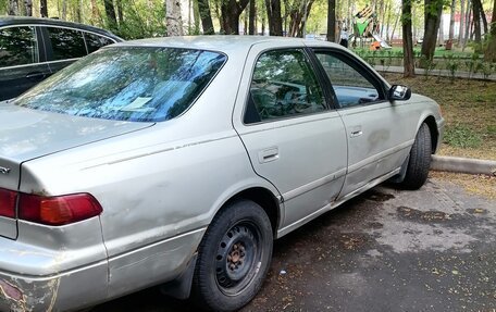 Toyota Camry, 2000 год, 210 000 рублей, 8 фотография
