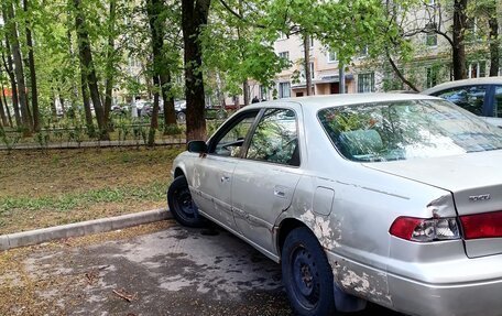 Toyota Camry, 2000 год, 210 000 рублей, 5 фотография