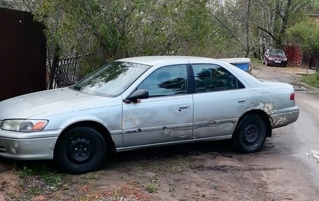 Toyota Camry, 2000 год, 210 000 рублей, 9 фотография