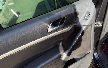 Volkswagen Tiguan I, 2013 год, 1 700 000 рублей, 15 фотография