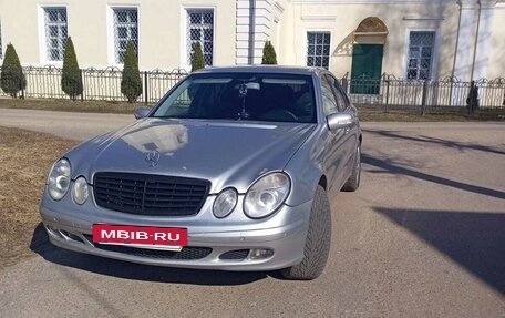 Mercedes-Benz E-Класс, 2003 год, 785 000 рублей, 2 фотография