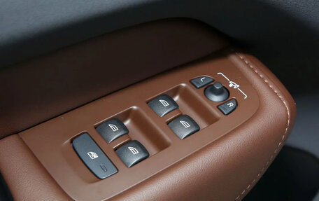 Volvo XC60 II, 2025 год, 5 610 000 рублей, 13 фотография