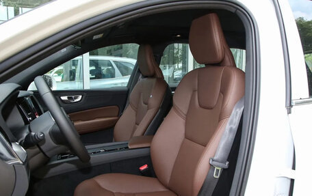 Volvo XC60 II, 2025 год, 5 610 000 рублей, 12 фотография