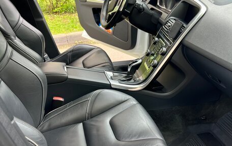 Volvo XC60 II, 2015 год, 2 000 000 рублей, 10 фотография