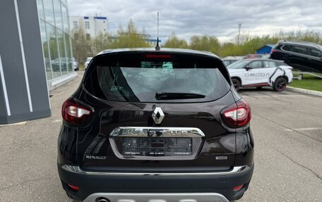 Renault Kaptur I рестайлинг, 2017 год, 1 649 000 рублей, 6 фотография
