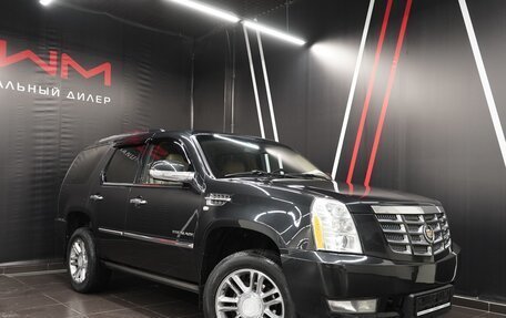 Cadillac Escalade III, 2013 год, 3 180 000 рублей, 3 фотография