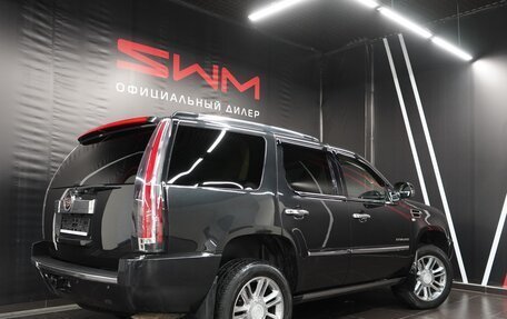 Cadillac Escalade III, 2013 год, 3 180 000 рублей, 4 фотография