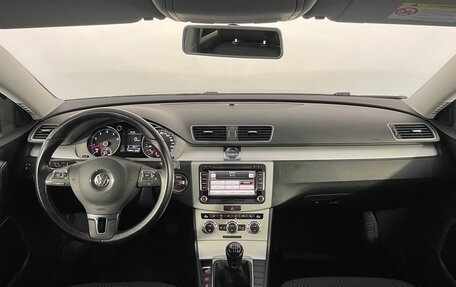 Volkswagen Passat B7, 2013 год, 1 199 900 рублей, 11 фотография