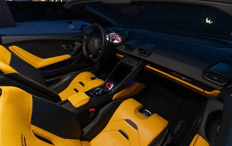 Lamborghini Huracán, 2020 год, 20 990 000 рублей, 6 фотография