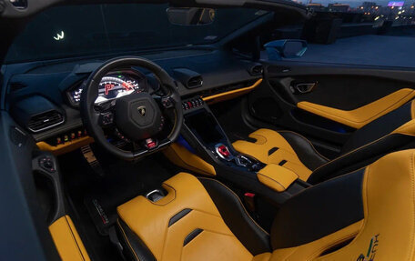 Lamborghini Huracán, 2020 год, 20 990 000 рублей, 8 фотография