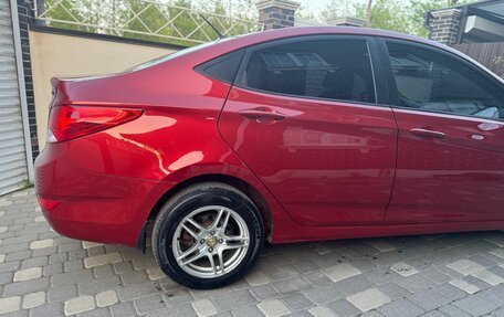 Hyundai Solaris II рестайлинг, 2011 год, 950 000 рублей, 10 фотография