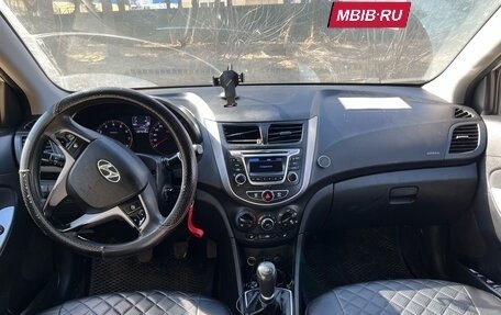 Hyundai Solaris II рестайлинг, 2016 год, 500 000 рублей, 5 фотография